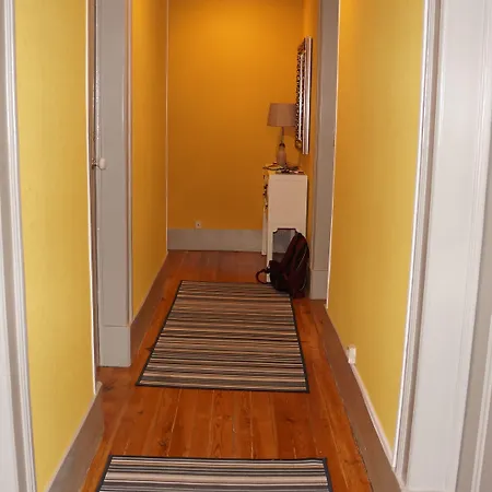 White And Grey Apartman *