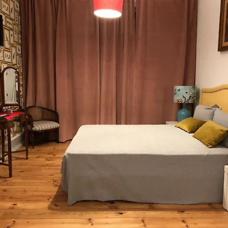 White And Grey Apartman