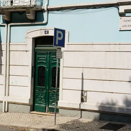 White And Grey * Lisboa